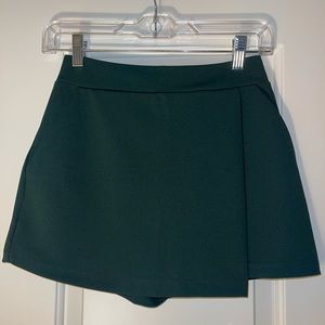 Forever 21 Hunter Green Skort